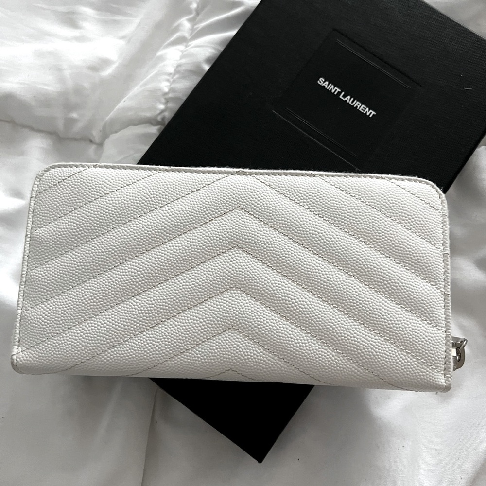 AUTHENTIC RARE Saint Laurent Monogram Quilted Wallet - Blanc Optique (White) - Picture 3 of 7